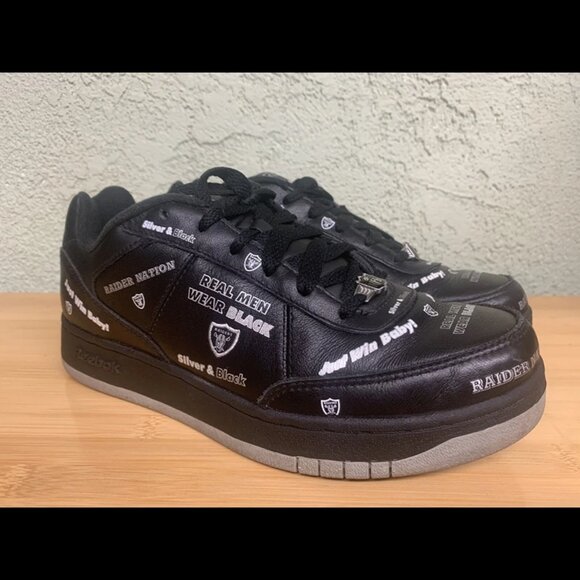 Reebok‎ Low Top NFL Vegas LA Raiders Sneakers Blk/Silver Mens Sz 9.